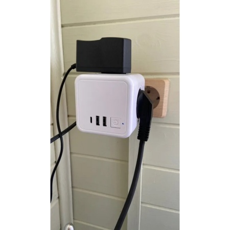 Разветвитель Cube Original 4 Euro 16A, 3 USB 2A+C с блоком 5В/3.0А RocketSocket, цвет белый-серый